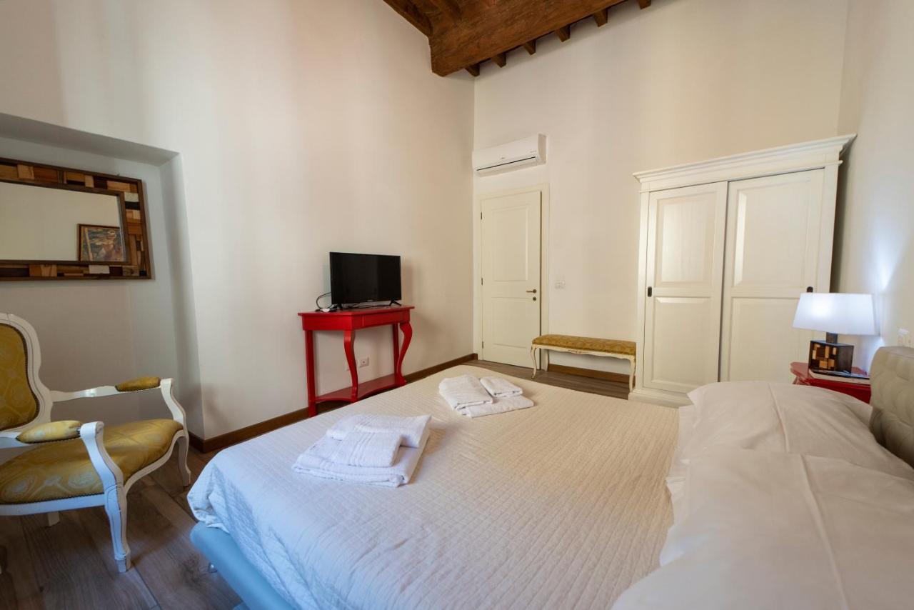 شقة Residenza Santa Croce فلورنس المظهر الخارجي الصورة